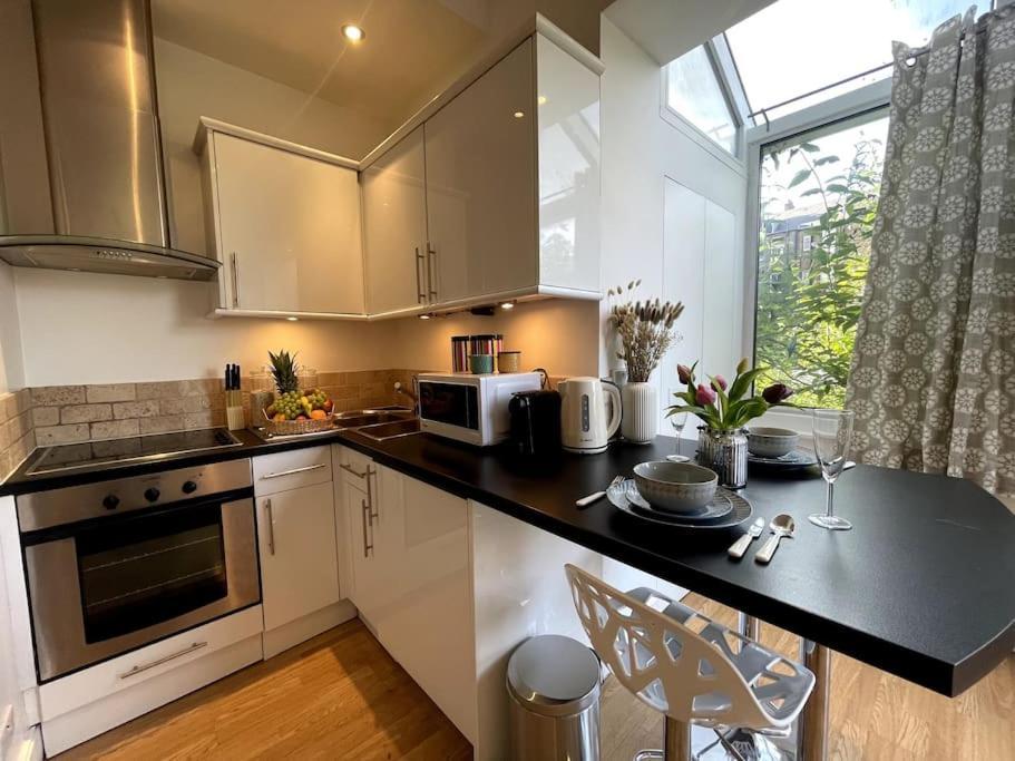 Cute&Cozy Studio Apt In Barons Court London Exterior photo